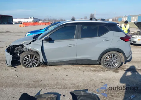 2024 Nissan Kicks Sv Xtronic Cvt из США, поврежденный, VIN 3N1CP5CV7RL473104